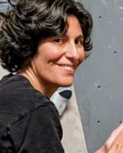 Eva, who leads the sessions.